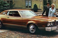 Malaise Monday 8/17: 1974-1976 Mercury Cougar XR-7