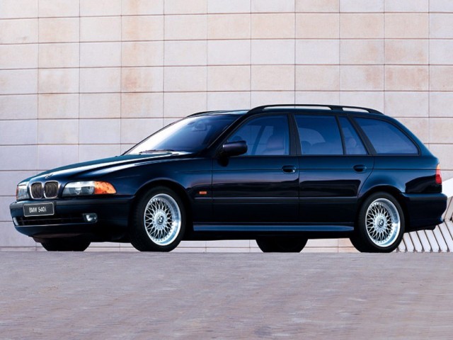 2002 BMW 540i Touring
