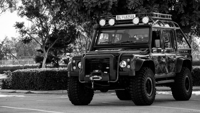 Land Rover Defender