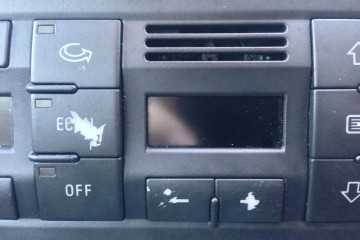 Audi center console buttons damaged