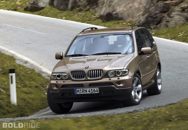 2004 BMW X5 in a turn